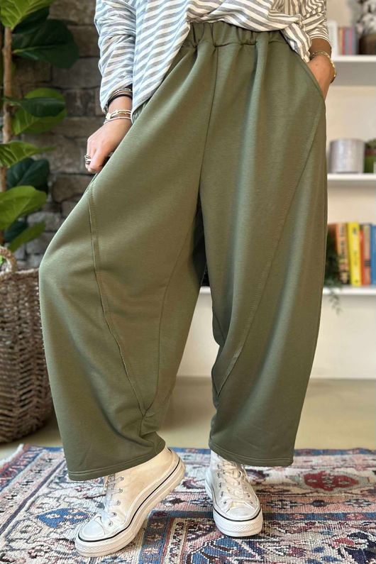 Scamp Raw Seam Barrel Pant Khaki /8 =